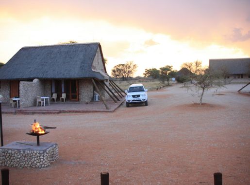 File:Twee Rivieren camp.JPG - Wikimedia Commons