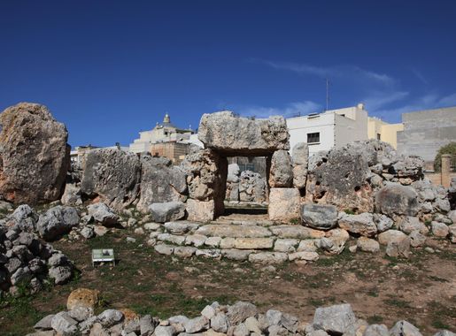 File:Ta' Ħaġrat 20100302-1.JPG - Wikimedia Commons
