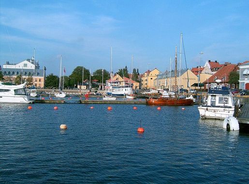 File:Harbor of Visby.JPG - Wikipedia