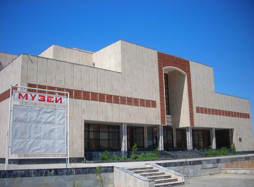 File:Nukus Art Museum.JPG - Wikipedia