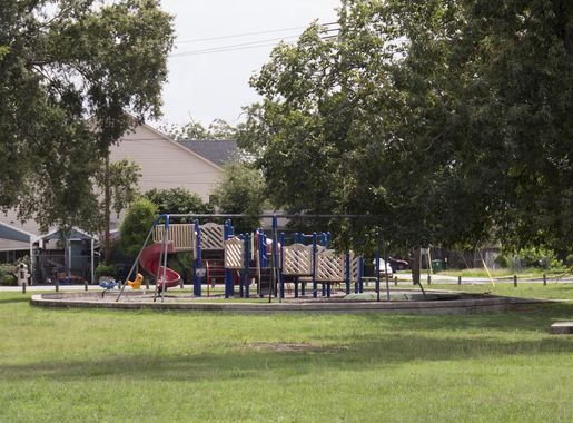 File:Cottage Grove Park - 05 - Playground 01.png - Wikimedia Commons