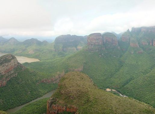 File:Blyde-River-Canyon-Panorama-2009.jpg - Wikimedia Commons