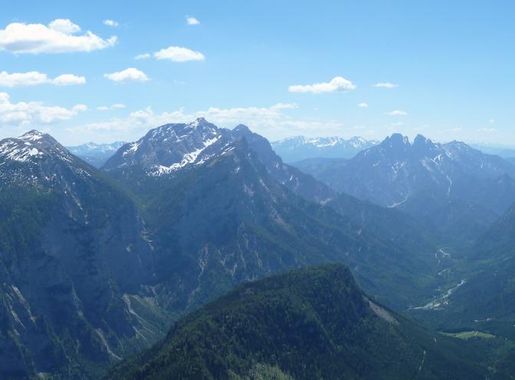 File:Gesäuse Panorama.jpg - Wikimedia Commons