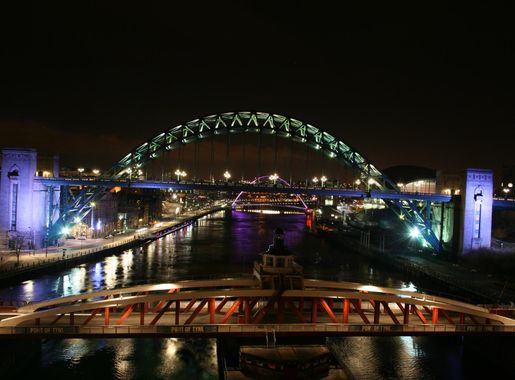 Free Images : skyline, night, cityscape, dusk, evening, reflection, scenic,  landmark, bridges, newcastle, quayside, swing bridge, toon, tyneside,  gateshead, river tyne, tyne bridge, geordie, geordieland 3888x2592 - -  1241715 - Free stock photos - PxHere