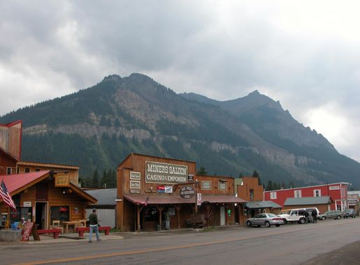 File:2003-08-17 Miners Saloon in Cooke City, Montana.jpg - Wikimedia Commons