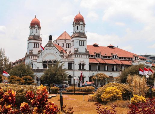 File:Lawang sewu semarang.jpg - Wikimedia Commons