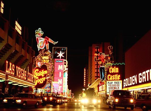File:Fremont Street 1986.jpg - Wikipedia