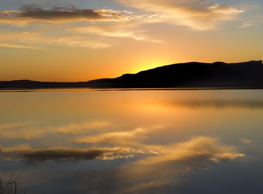 Free Images : sea, horizon, mountain, cloud, sun, sunrise, sunset,  sunlight, lake, dawn, atmosphere, dusk, evening, reflection, oklahoma,  loch, larrysmith, wichitamountains, quanahparkerlake, afterglow,  meteorological phenomenon, atmospheric phenomenon ...