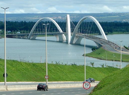 Ficheiro:28 12 05 010 zoom approach Ponte JK.jpg – Wikipédia, a  enciclopédia livre