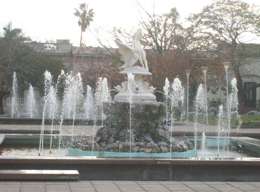 Archivo:Plaza de Salto.JPG - Wikipedia, la enciclopedia libre