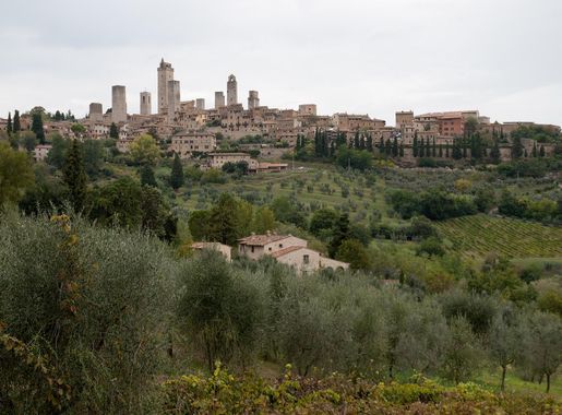 File:San Gimignano skyline (5996515909).jpg - Wikipedia
