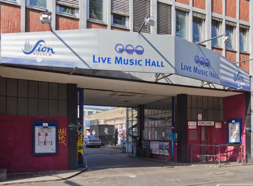 File:Live Music Hall Köln-9665.jpg - Wikimedia Commons