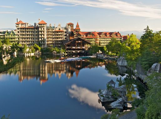 File:Mohonk Mountain House 2011 Main Buildings around Lake 5 FRD 3146.jpg -  Wikipedia