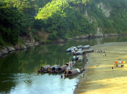 File:Sangu River from Bandarban Town, 18 Nov, 2004.JPG - Wikimedia Commons
