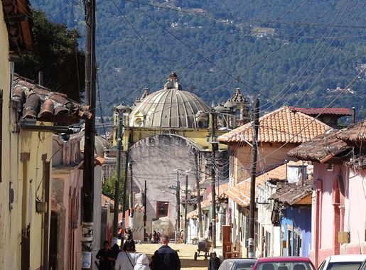File:Street Scene with Church Cupola - San Cristobal de las Casas - Chiapas  - Mexico.jpg - Wikimedia Commons