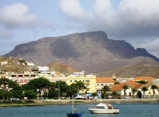 File:Monte Verde (S Vicente, Cabo Verde).JPG - Wikimedia Commons