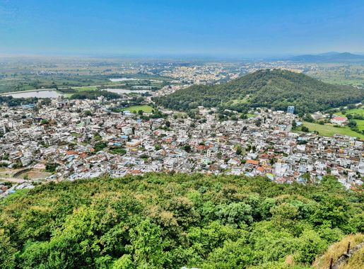File:0101821 A view of Ramtek town from Ramagiri hill and Ram temples  complex, Maharashtra.jpg - Wikimedia Commons