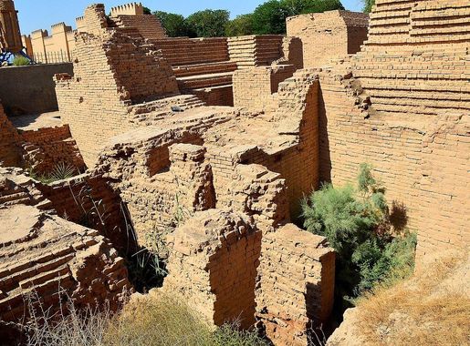 File:Ruins of the ancient city of Babylon in Mesopotamia, Iraq reign of  Nebuchadnezzar II, 6th century BC.jpg - Wikimedia Commons