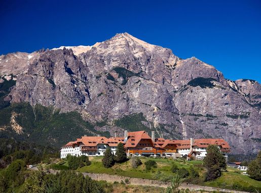 Archivo:Hotel Llao Llao, Bariloche.jpg - Wikipedia, la enciclopedia libre