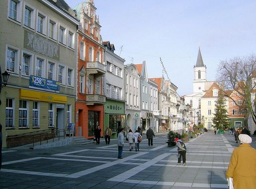 File:Zielona Góra, Stary Rynek.jpg - Wikimedia Commons