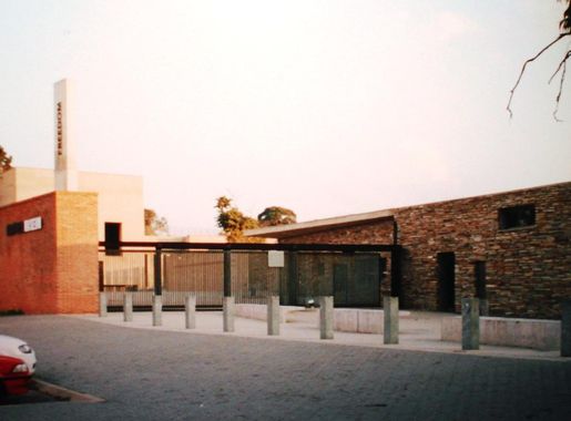 File:South Africa - Gauteng - Apartheid Museum.JPG - Wikimedia Commons