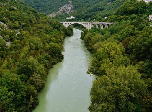 File:Nova Goriza Solkan-Brücke 1.JPG - Wikimedia Commons