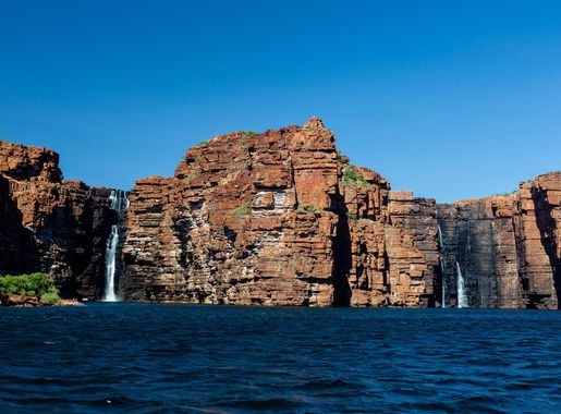 File:King George Falls.jpg - Wikimedia Commons