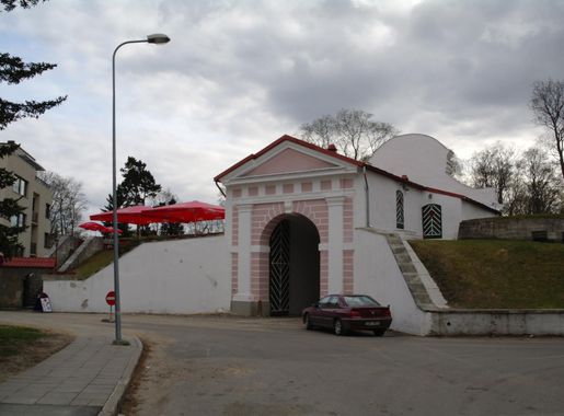 File:Pärnu Tallinna värav 3.JPG - Wikimedia Commons