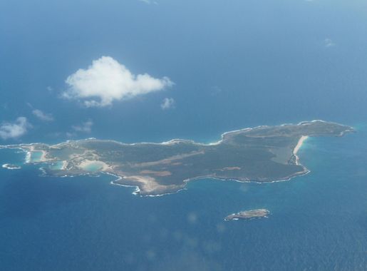 File:Scrub Island (Anguilla) aerial.jpg - Wikimedia Commons