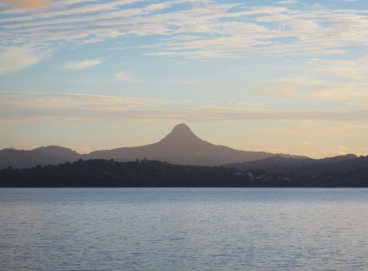 Fichier:Mont Choungui.jpg — Wikipédia