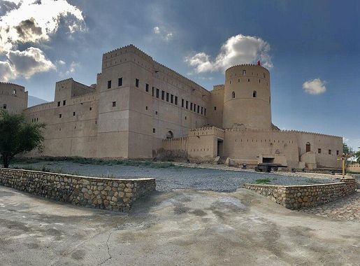 File:Al Rustaq Fort 05.jpg - Wikimedia Commons