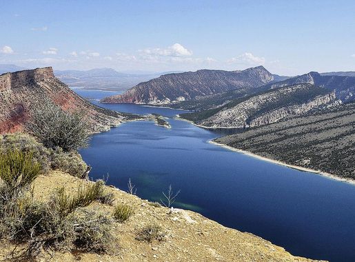 File:Flaming Gorge (Utah) 23-9-2014 12-49-13.JPG - Wikimedia Commons