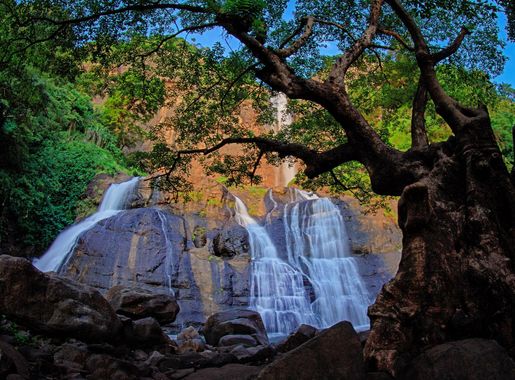 File:AIR TERJUN CIKANTEH GEOPARK DI SUKABUMI.jpg - Wikimedia Commons
