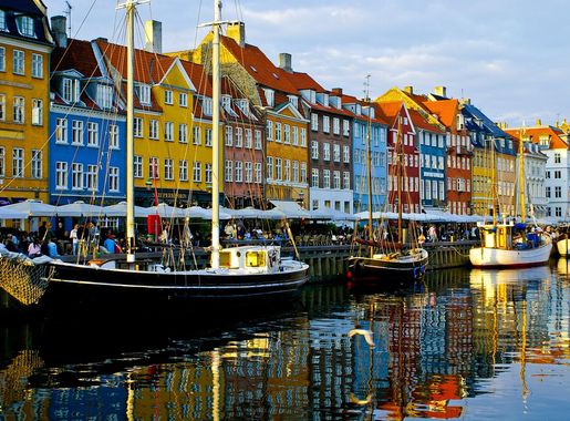 File:Nyhavn copenhagen.jpg - Wikimedia Commons