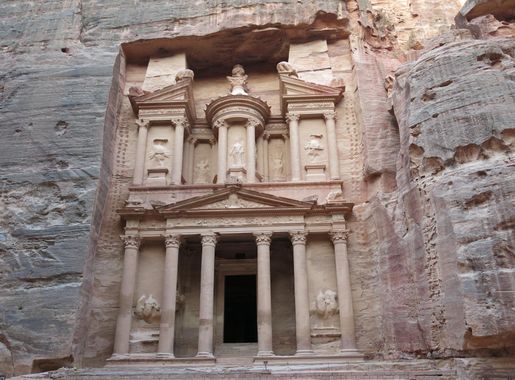 ملف:Petra - The Treasury.JPG - ويكيبيديا