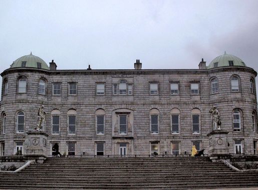 File:Powerscourt House Ireland.jpg - Wikimedia Commons