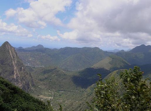 File:Petit piton panorama.jpg - Wikimedia Commons
