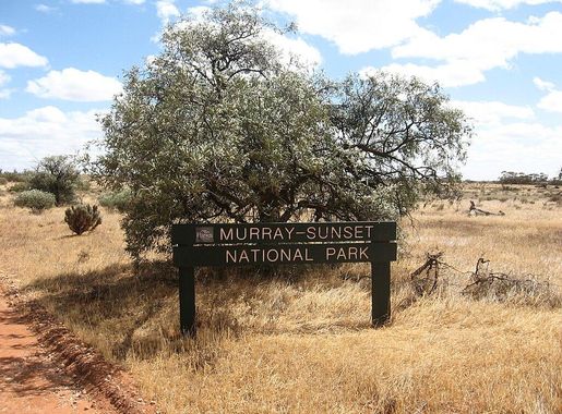 File:Murray Sunset National Park.JPG - Wikimedia Commons