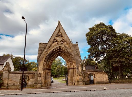 File:Entrance Archway, Jesmond (All Saints) Cemetery, Jesmond, Newcastle  upon Tyne.jpg - Wikimedia Commons