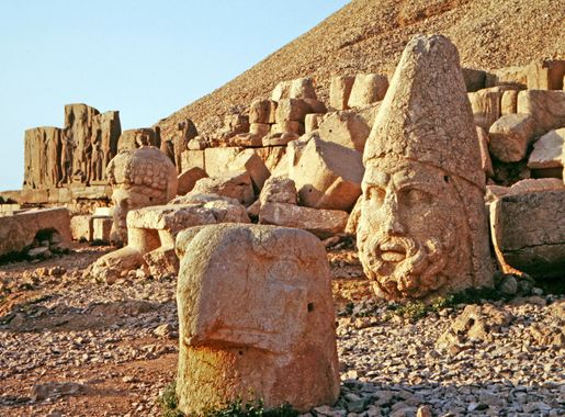 File:00 1376 Nemrut Dağı - Provinz Adiyaman, Türkei.jpg - Wikimedia Commons