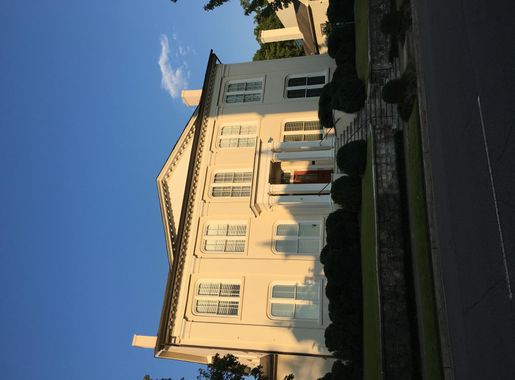 File:Cox House, Huntsville, AL. Twickenham.jpg - Wikimedia Commons