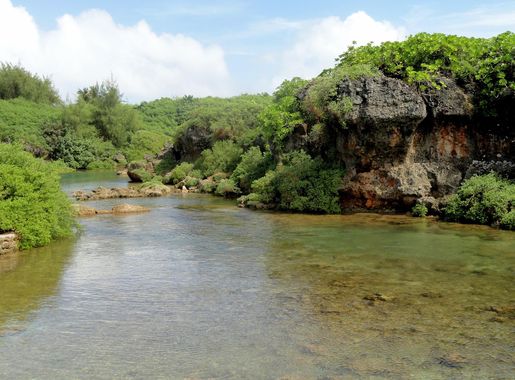 File:Salaglula Pools - Inarajan, Guam - DSC00980.JPG - Wikimedia Commons