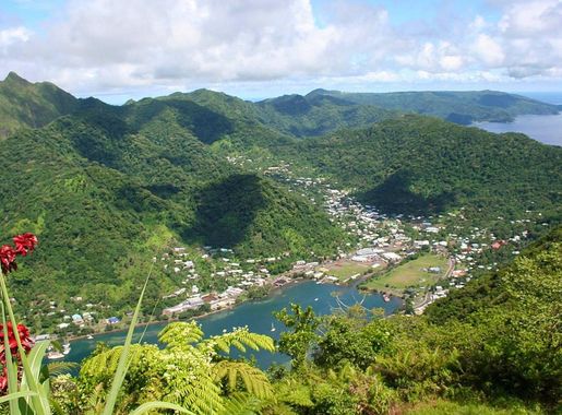 File:Mount 'Alava.jpg - Wikimedia Commons