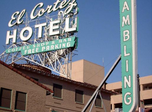 File:Elcortez02.jpg - Wikimedia Commons