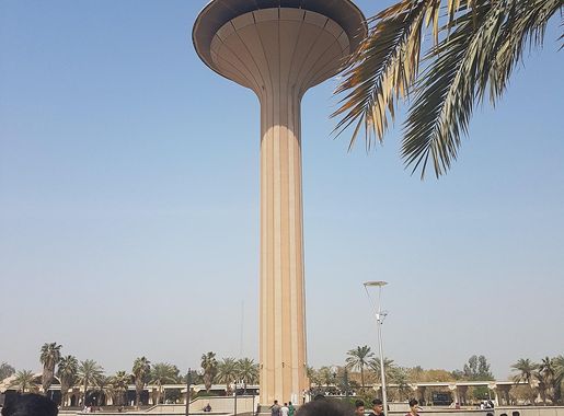 ملف:Al-Zawraa Park Tower.jpg - ويكيبيديا