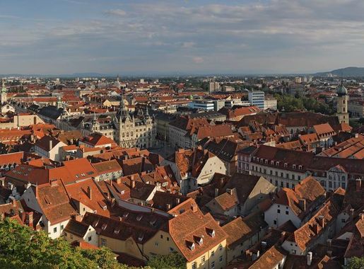 File:Graz Austria pano from Schlossberg.jpg - Wikimedia Commons