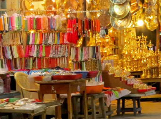 File:Fancy store (7663201886).jpg - Wikimedia Commons