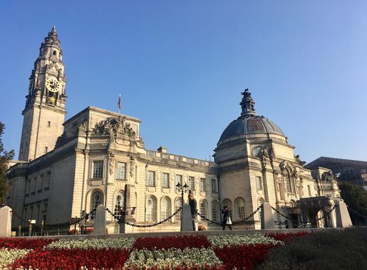 File:City Hall, Cardiff, September 2020 02.jpg - Wikimedia Commons