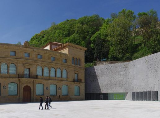 File:MUSEO DE SAN TELMO Y PLAZA ZULOAGA.jpg - Wikipedia