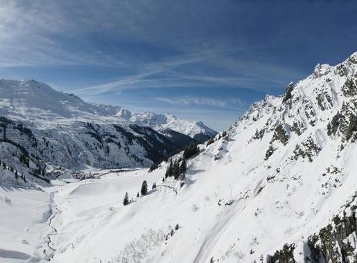 File:360° Flexenpass Straße.jpg - Wikimedia Commons